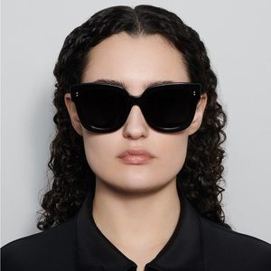 Chimi 008 oversized sunglasses in black